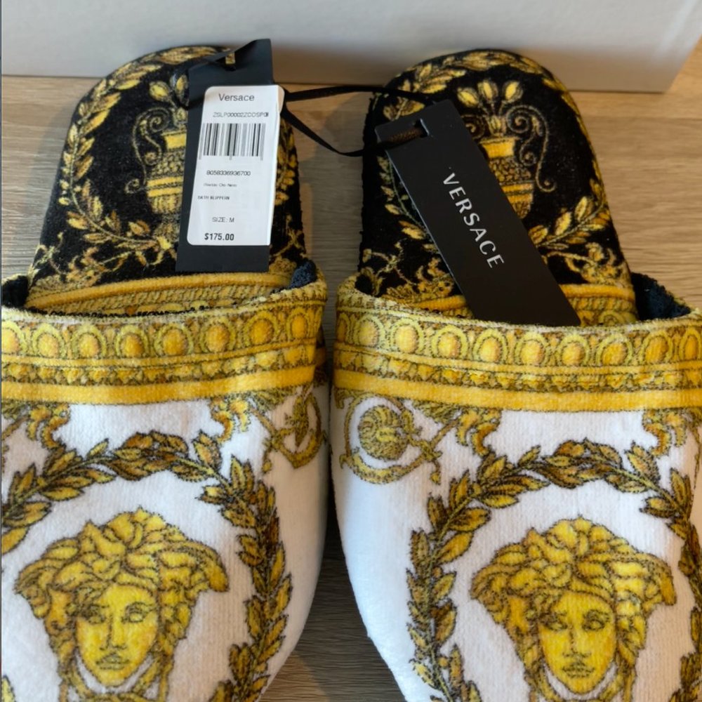 NEW Authentic Versace Baroque Luxury Bath Slippers in Medium